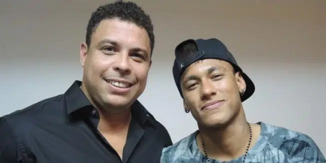 Ronaldo defende Neymar após apoio a Bolsonaro