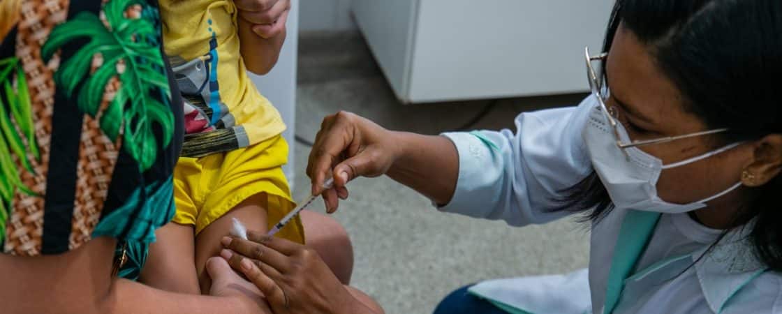 Camaçari inicia vacinação contra Covid de crianças de 6 meses a 2 anos com comorbidades