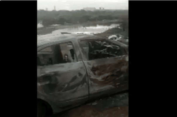 Após apagar fogo em carro, bombeiros encontram homem morto dentro do veículo