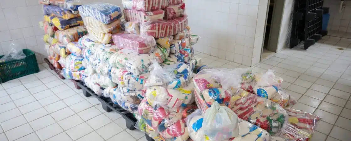 Corrida Camaçari arrecada quase 3 toneladas de alimentos