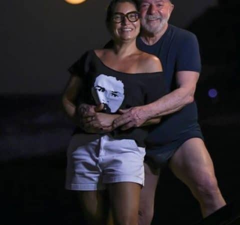Descanso: Após vencer eleição, Lula viaja para a Bahia com a esposa