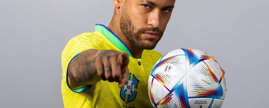 Neymar não comparece ao jogo do Brasil e manda indireta