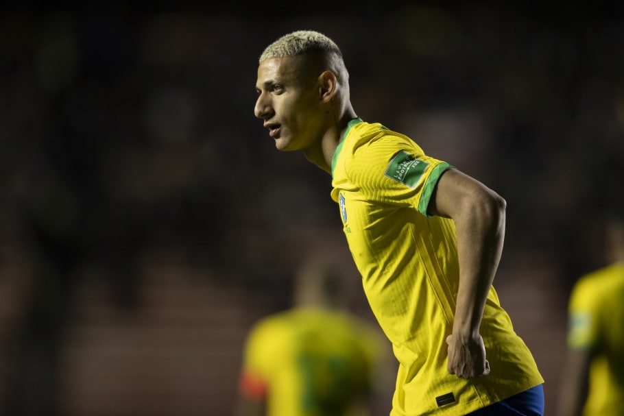 Richarlison mostra nova tatuagem com rosto de Neymar, Ronaldo e