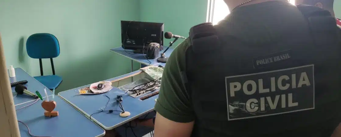 Polícia apreende aparelhos e fecha duas rádios clandestinas em cidade baiana