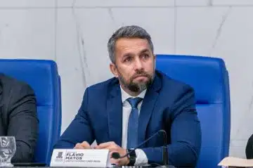Roque Santos entrevista o novo presidente da Câmara de Camaçari, Flávio Matos
