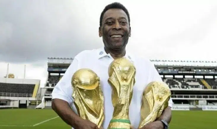 Pelé tranquiliza fãs e agradece ao Catar pelas homenagens