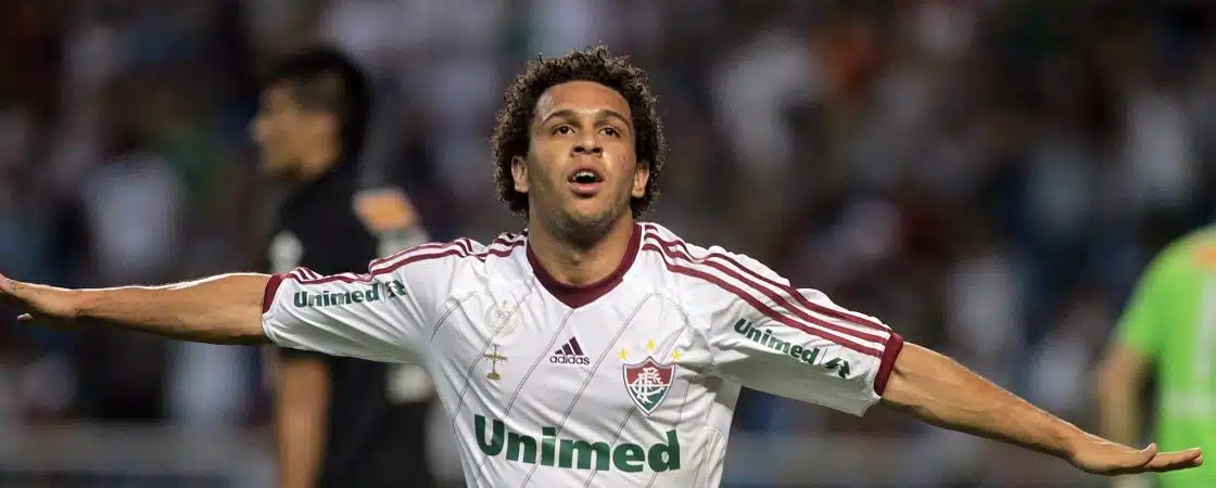 Atacante ex-São Paulo e Fluminense treina no Barradão e pode assinar com o Vitória