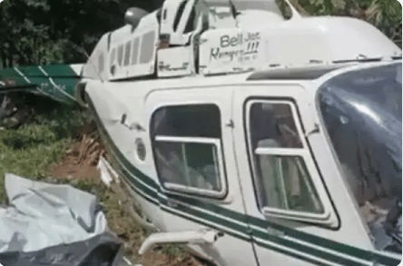 Queda de helicóptero deixa duas pessoas feridas na região sul da Bahia