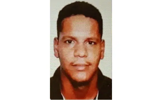 Homem é assassinado a tiros em praia na Bahia