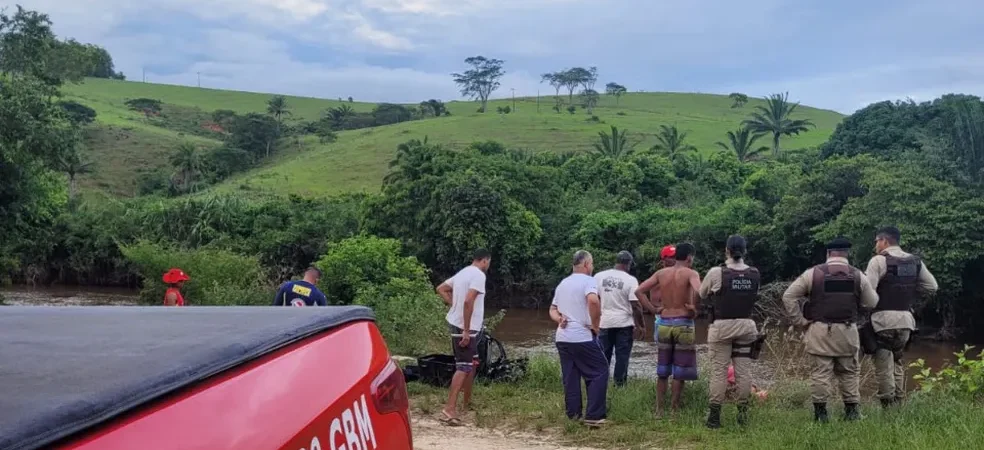 Bahia: Jovem de 20 anos morre afogado ao tomar banho em rio