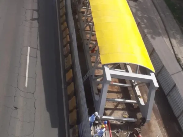 Salvador: Trecho da BR-324 passa tem desvio para instalação de passarela