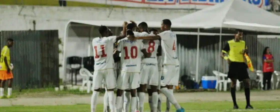Bahia vence o Doce Mel, confirma o primeiro lugar e rebaixa equipe de Ipiaú