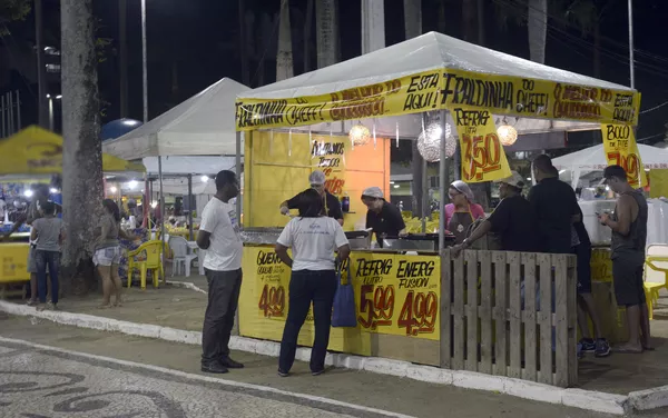 Credenciamento de ambulantes para o Carnaval é realizado nos dias 8 e 9