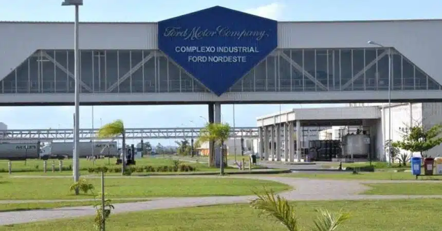 Governo Lula negocia retomada da fábrica da Ford em Camaçari