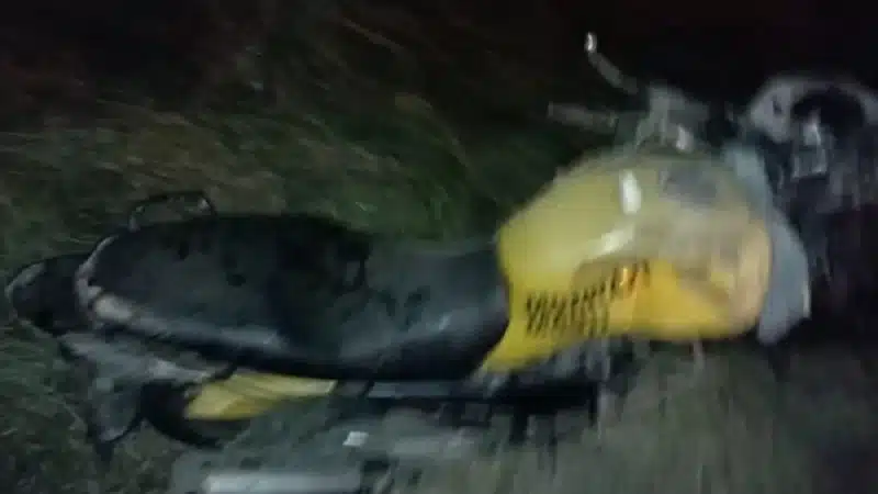 Mototaxista morre após colisão entre carro e moto no CIA, em Simões Filho