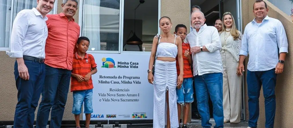 Na Bahia, Lula assina medida provisória que retoma o “Minha Casa, Minha Vida”