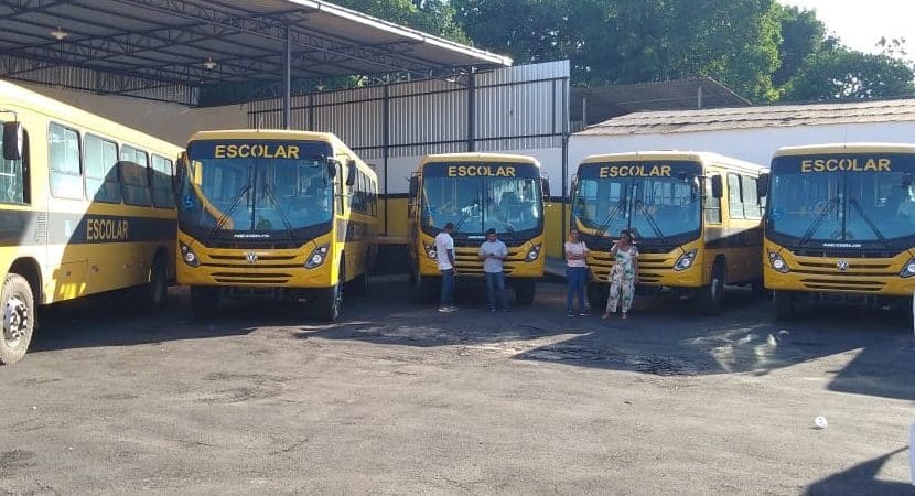 Prefeitura de Simões amplia frota de ônibus escolares com 15 veículos adaptados