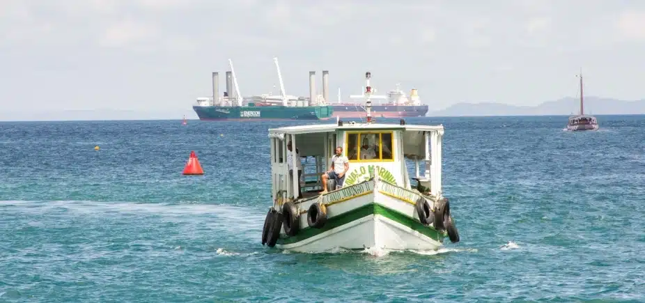 Travessia Salvador-Mar Grande é suspensa por três horas por causa da maré baixa