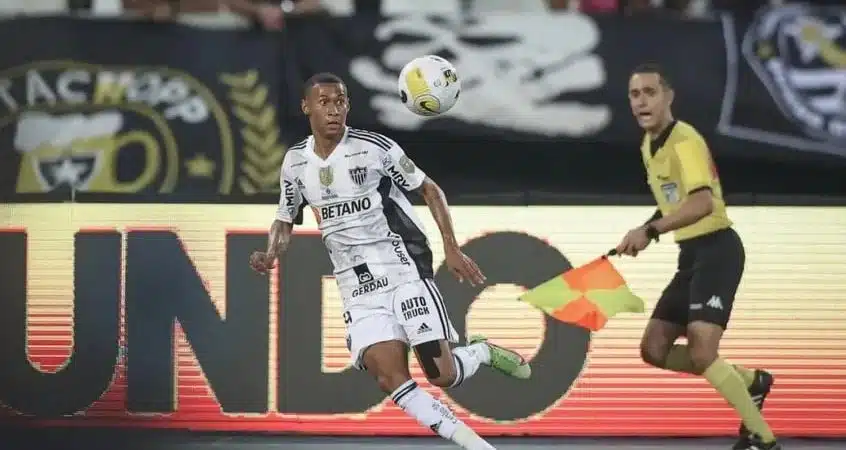 Bahia acerta compra de atacante do Atlético-MG