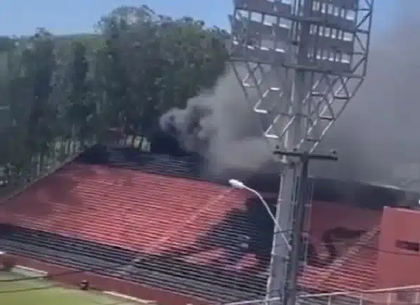Incêndio atinge bar no Estádio Barradão
