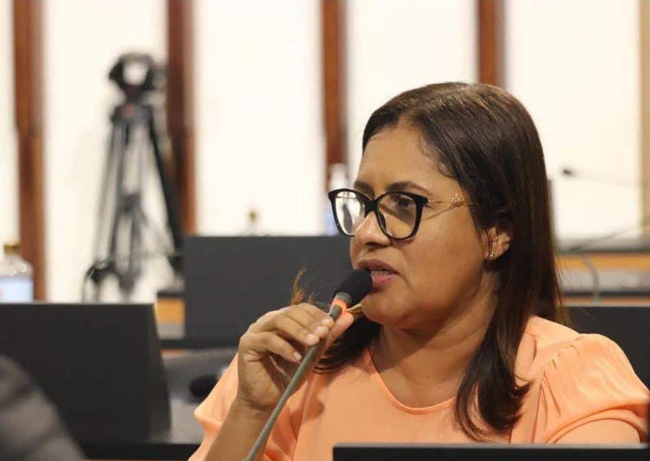 Kátia Oliveira propõe isenção do pagamento de pedágio para moradores de Simões Filho