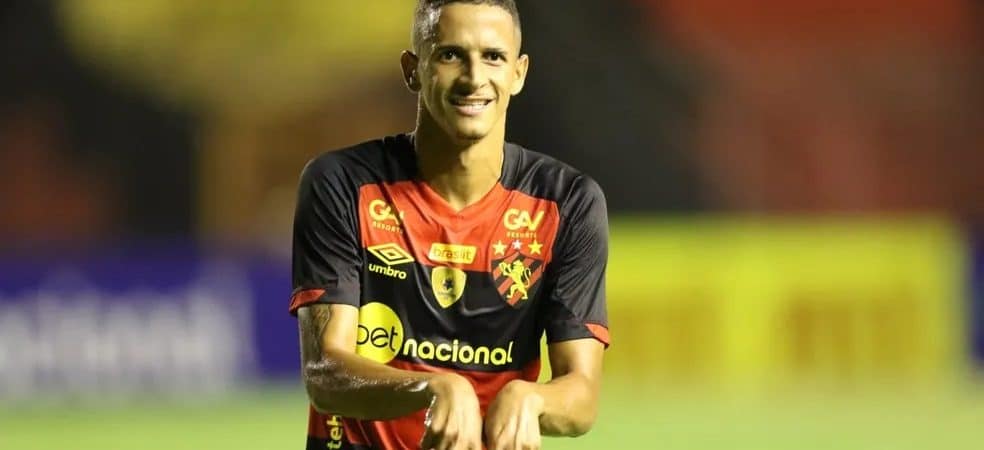 Site crava assinatura de pré-contrato de atacante do Sport com o Bahia