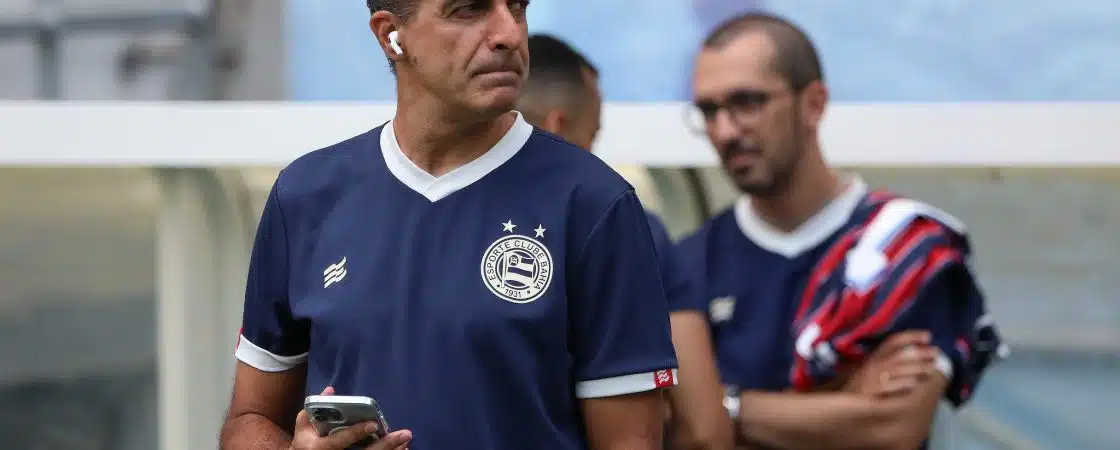 Treinador do Bahia volta a reclamar de atuação da equipe: “O que salva é a qualificação”