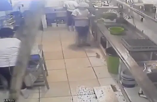 VÍDEO: Cozinheira morre após panela explodir no 1° dia de trabalho