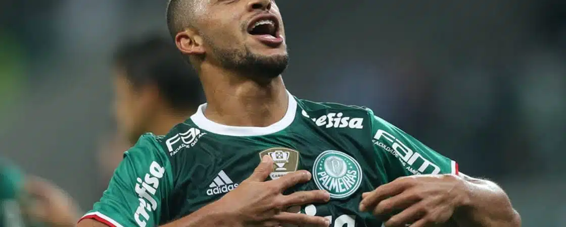 Zagueiro que se destacou no Palmeiras se aproxima de acerto com o Bahia