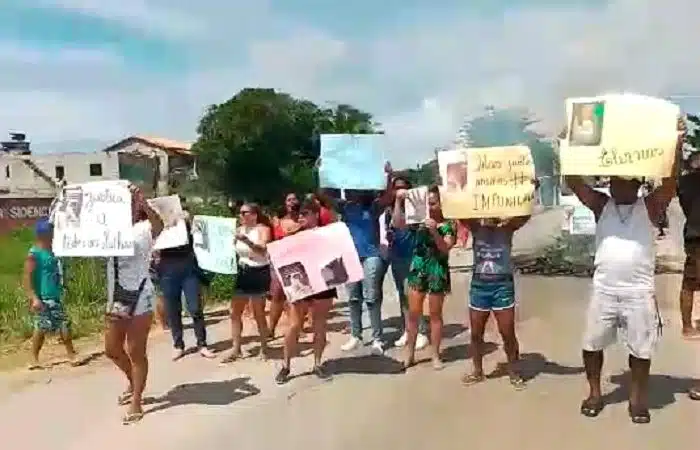 Grupo protesta em Vera Cruz após morte de moradora; feminicida é preso