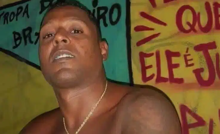 Líder do tráfico na Gamboa morre após ser baleado dentro de BMW em Lauro de Freitas
