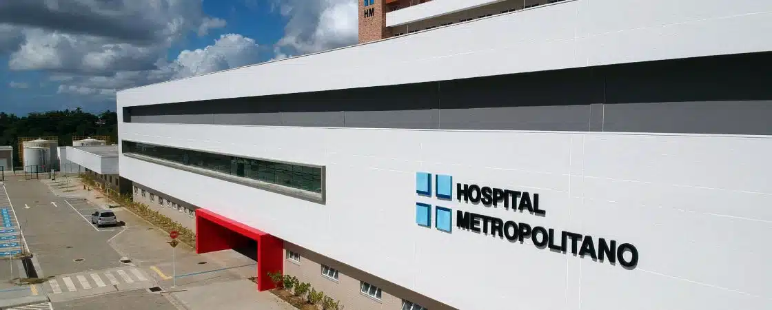 DENÚNCIA: Pai de moradora de Camaçari sofre descaso no Hospital Metropolitano