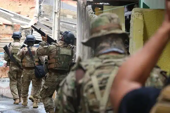 Traficantes morrem durante guerra por território do tráfico em Salvador