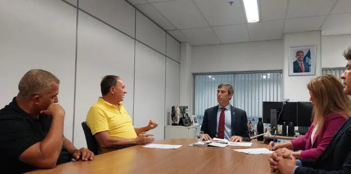 João Gualberto se reúne com chefe da SSP para cobrar mais ações contra violência
