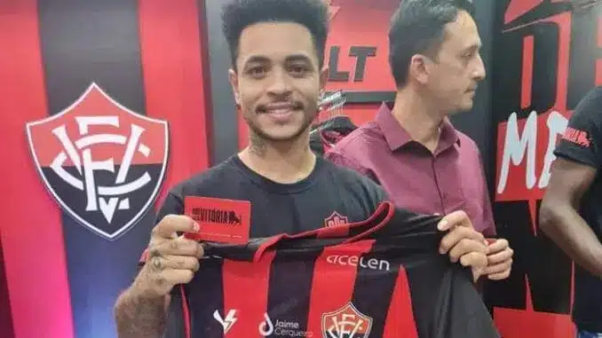 Meia-atacante Matheusinho cita força da Série B: “muito nivelada”