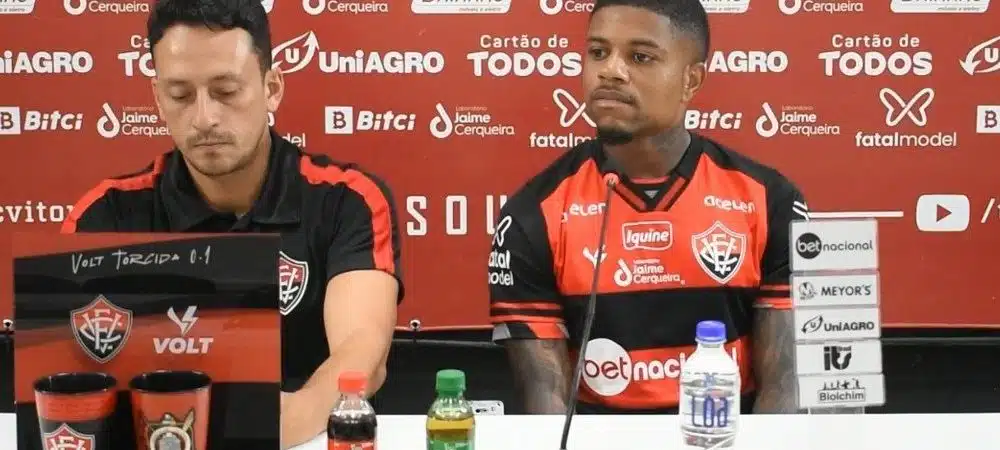 “Sou um lateral muito ofensivo”, afirma Marcelo Nunes em apresentação ao Vitória
