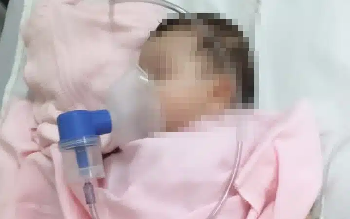 Após cinco dias na UPA pediátrica, bebê com pneumonia consegue Regulação para Salvador