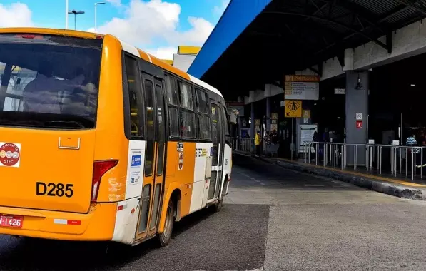 Salvador adota ônibus “amarelinhos” durante paralisação de rodoviários