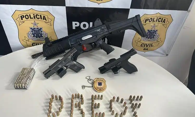 Salvador: Submetralhadora e pistolas são apreendidas no Alto das Pombas