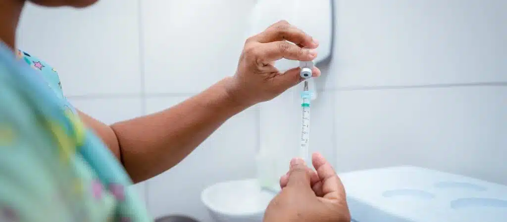 Camaçari segue com imunização contra gripe; veja onde se vacinar