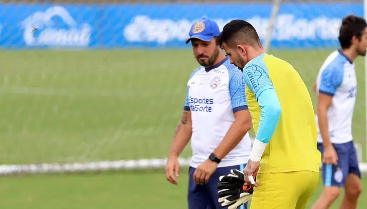 Goleiro do Bahia retorna como titular após lesão de Danilo Fernandes