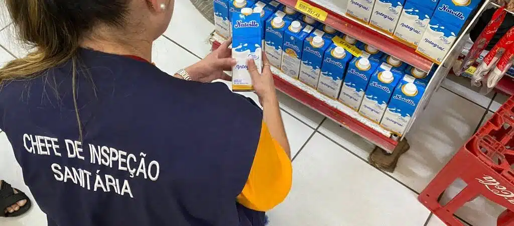 Marca de leite tem venda suspensa pela Anvisa por falta de higiene