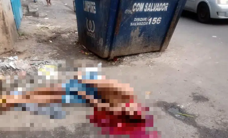 Jovem é morto com mais de 10 tiros em Salvador