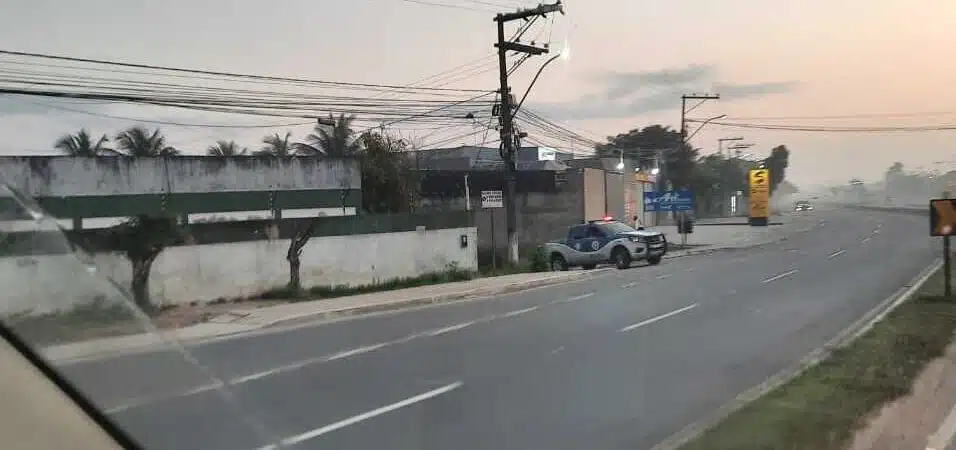 Corpo de homem é encontrado em avenida de Camaçari