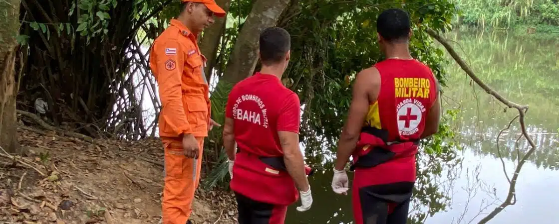 Corpo é resgatado de rio na Bahia