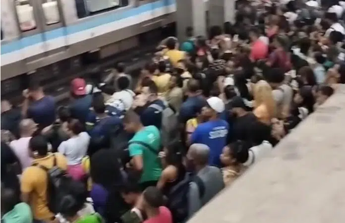 Manhã de arrastão e lentidão no metrô de Salvador
