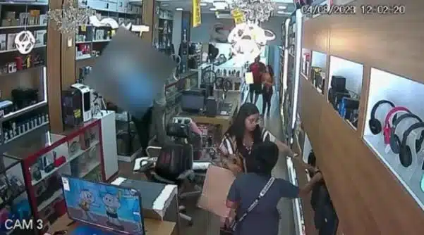 Mulheres são flagradas furtando loja no centro de Camaçari