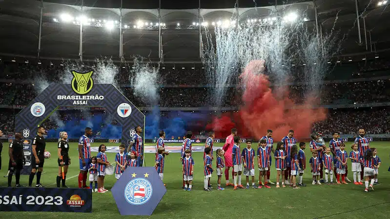 Com promoção, Bahia inicia venda de ingressos para jogo contra o Fluminense