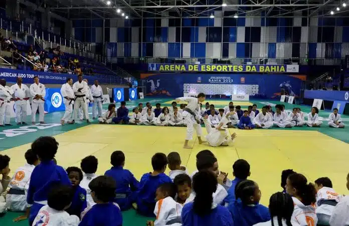 Arena de Esportes tem inscrições para cursos gratuitos; CONFIRA