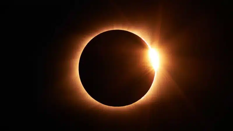 Eclipse solar ocorre neste sábado e pode ser visto na Bahia; saiba mais